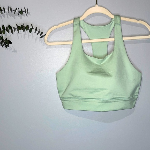 Core IO Sports  bra - Picture 2 of 4